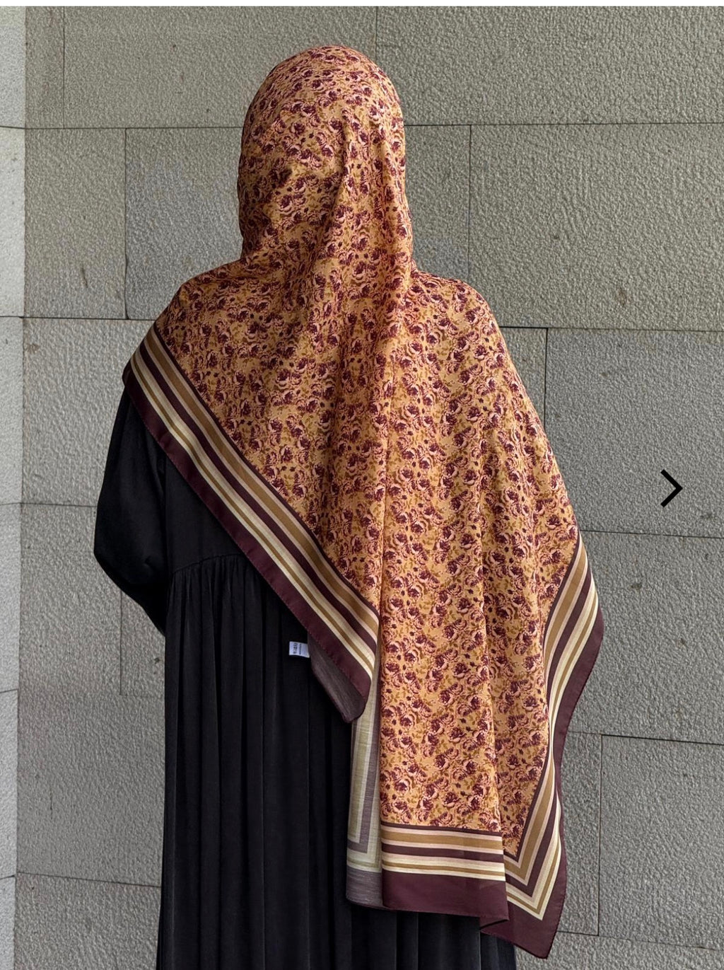 Blümchenhijab Braun